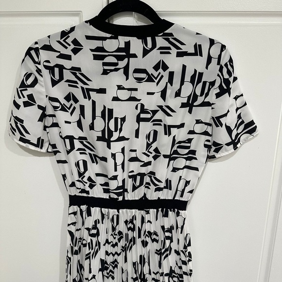 Maje White & Black Rosyla Abstract Print Midi Dress Size 36 US S - Picture 8 of 10